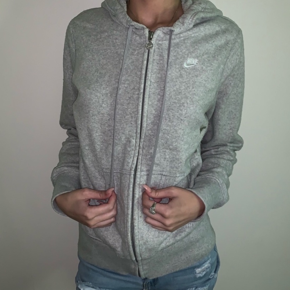 Nike sweatshirt